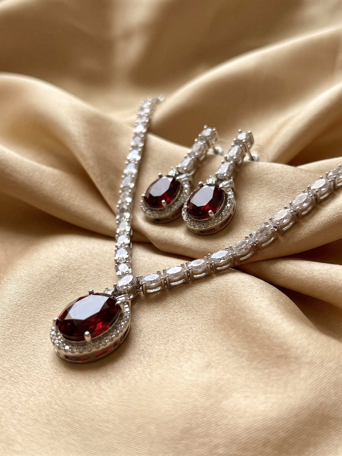 Silver Crystal Necklace Set with Garnet-Look Stone